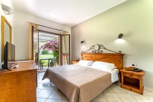 HORSE COUNTRY RESORT HOTEL – Arborea