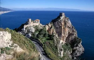 ELIHOTEL – Sant'Alessio Siculo