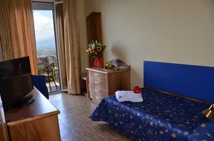 TAORMINA PARK HOTEL – Mazzeo