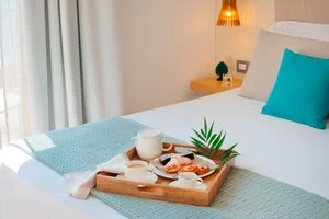 HOTEL ALBATROS BEACH – Letojanni