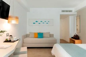HOTEL ALBATROS BEACH – Letojanni