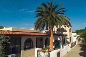 HOTEL AURA – Vulcano porto