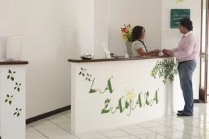 HOTEL LA ZAGARA – Canneto
