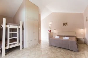 RESIDENZA BORGO ITALICO – Brivadi