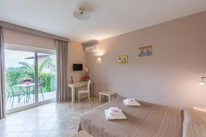 RESIDENZA BORGO ITALICO – Brivadi