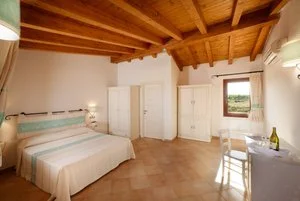 RESIDENCE BAIA DEI MIRTI – Santa Teresa Gallura