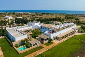 SEARESORT MASSERIA BARONI DI MONTESARDO – Torre Pali