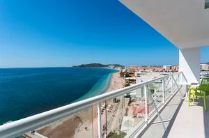SEARESORT THE IBIZA TWIINS – Ibiza