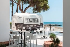 SEARESORT THE IBIZA TWIINS – Ibiza