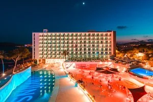 SEARESORT THE IBIZA TWIINS – Ibiza