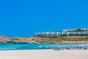 BEACH CLUB – Es mercadal