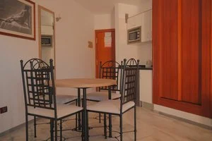 HOTEL E APPARTAMENTI PIRAMIDES – Los Cristianos