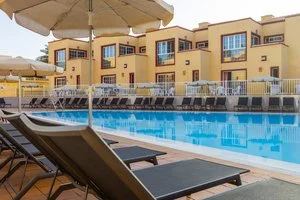 APPARTAMENTI MAXORATA BEACH – La oliva