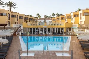 APPARTAMENTI MAXORATA BEACH – La oliva