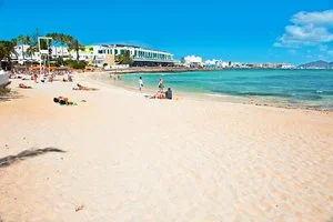 HOTEL LIVVO CORRALEJO BEACH – La oliva