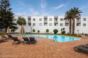 HOTEL LIVVO CORRALEJO BEACH – La oliva