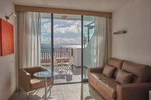 SANDOS PAPAGAYO RESORT – Yaiza