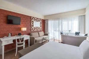 HOTEL BARCELO CORRALEJO BAY – La oliva