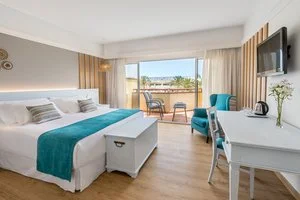HOTEL BARCELO CORRALEJO BAY – La oliva