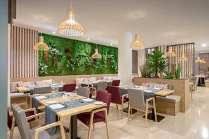 HOTEL BARCELO CORRALEJO BAY – La oliva