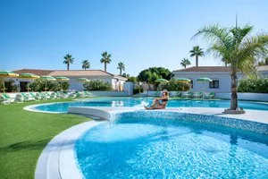 VOI LE MUSE ESSENTIA – Parghelia