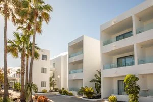 OASIS LANZ BEACH MATE – Teguise