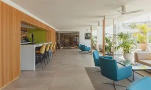 FLAMINGO BEACH MATE APARTHOTEL – Miraverde