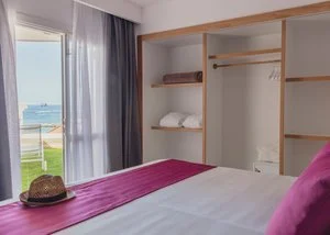 FLAMINGO BEACH MATE APARTHOTEL – Miraverde
