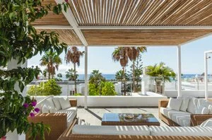 FLAMINGO BEACH MATE APARTHOTEL – Miraverde