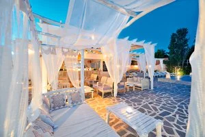 NARGES – Aliki