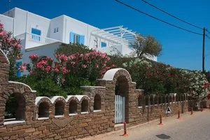 NARGES – Aliki