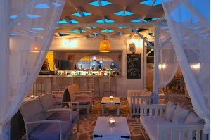 NARGES – Aliki