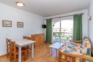 APPARTAMENTI VISTA BLANES – Son Oleo