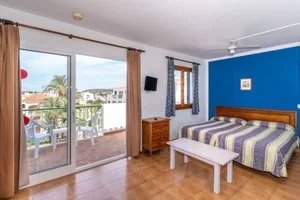 APPARTAMENTI VISTA BLANES – Son Oleo