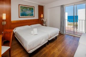HOTEL COLOMBO – s'Illot-Cala Morlanda
