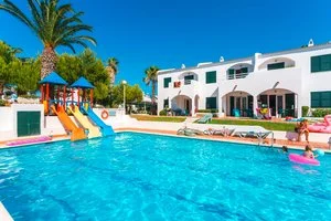 APPARTAMENTI PLAYA PARC – Es mercadal
