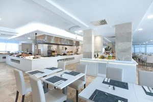 ALUASUN CONTINENTAL PARK HOTEL – Muro