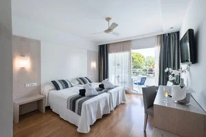 HOTEL SAGITARIO PLAYA – sa Caleta