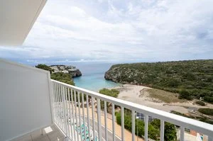 BLUESEA PLAYA AZUL HOTEL – Cala en porter