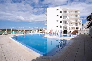 BLUESEA PLAYA AZUL HOTEL – Cala en porter