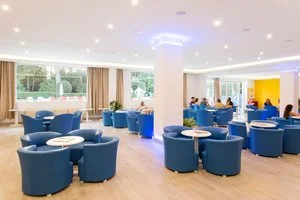 HOTEL E APPARTAMENTI GUYA WAVE – Cala Agulla