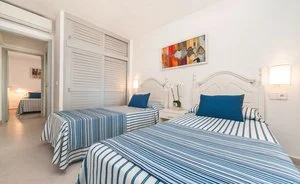HOTEL GLOBALES MONTEMAR – Urbanització Cala Llonga