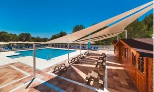 HOTEL GLOBALES MONTEMAR – Urbanització Cala Llonga