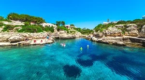 GLOBALES ALMIRANTE FARRAGUT – Ciutadella de menorca