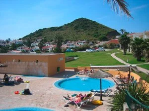 APPARTAMENTI TIRANT PLAYA BY TRH – Es mercadal