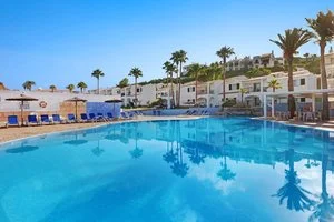 APPARTAMENTI TIRANT PLAYA BY TRH – Es mercadal