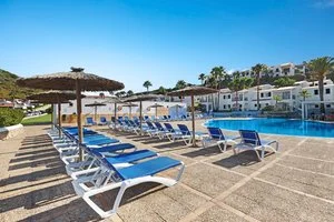 APPARTAMENTI TIRANT PLAYA BY TRH – Es mercadal