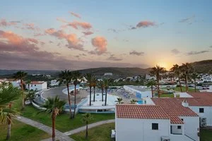 APPARTAMENTI TIRANT PLAYA BY TRH – Es mercadal