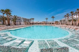 GRAND PALLADIUM WHITE ISLAND – Sant jordi de ses salines