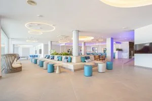 BAHIA PRINCIPE ESCAPE CORAL PLAYA HOTEL – Cala Vinyes